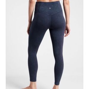 NWT Athleta Elation Garment Dye 7/8 Leggings Navy M